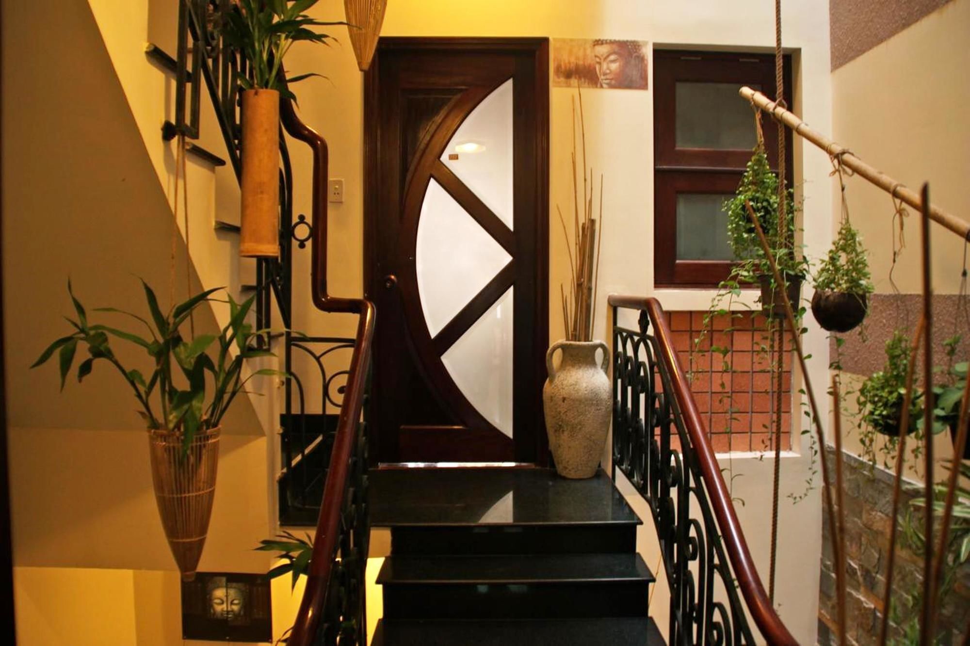 Nguyen Shack Saigon - Little Museum Khách sạn TP. Hồ Chí Minh