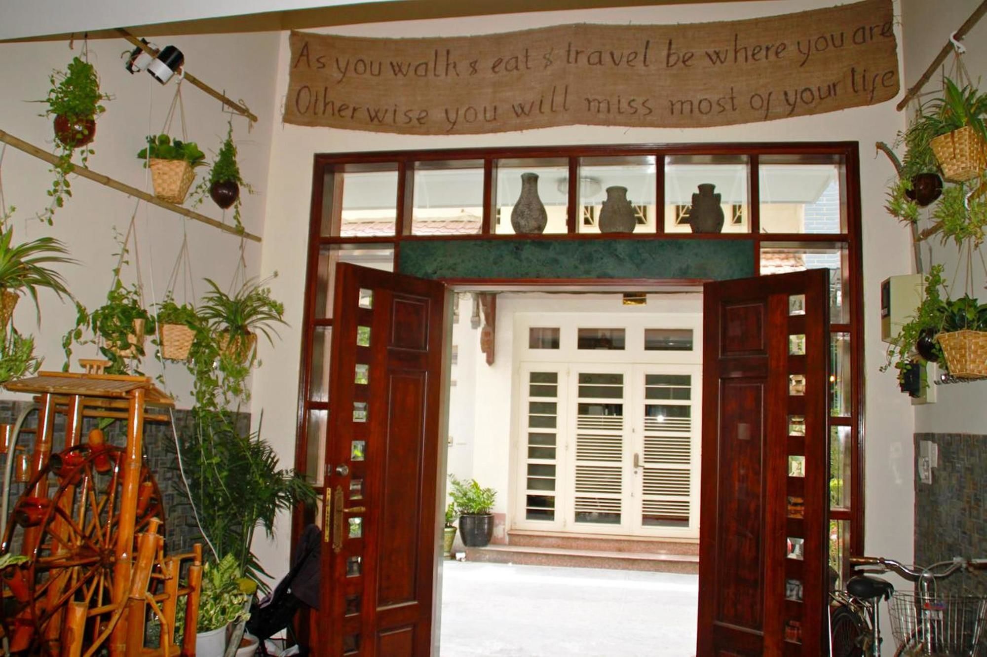 Nguyen Shack Saigon - Little Museum 2* TP. Hồ Chí Minh
